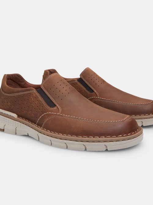 Slip-on en daim BATA - Kiabi