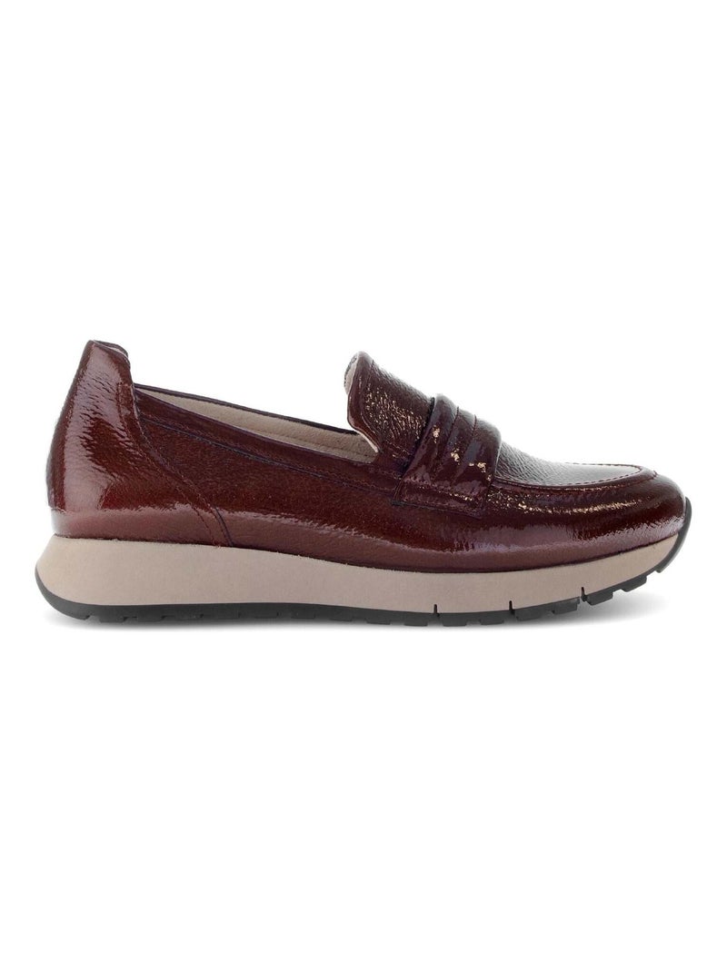 Slippers  en cuir vernis Rouge - Kiabi