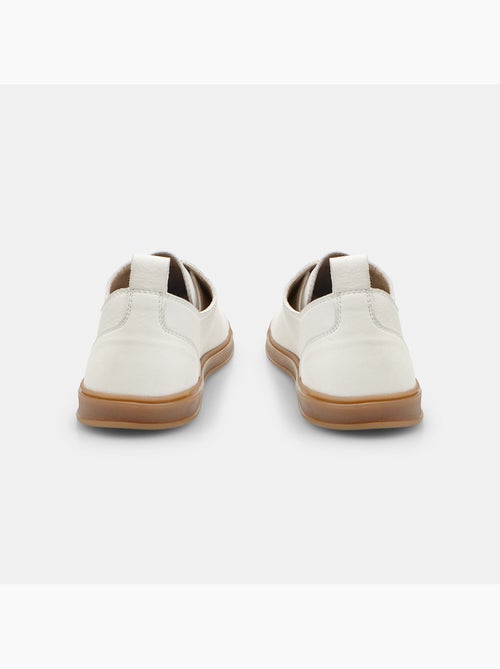 Sneaker Barefoot en cuir Bata - Kiabi