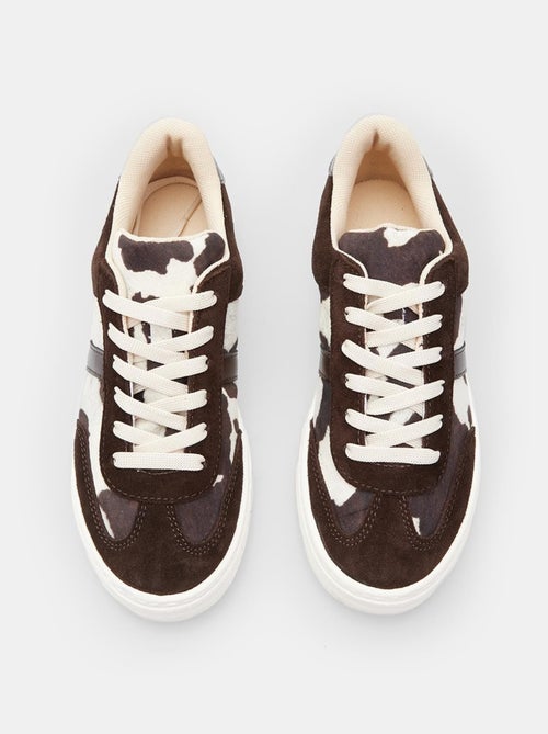 Sneakers à lacets en daim BATA - Kiabi Sneakers à lacets en daim BATA - Kiabi