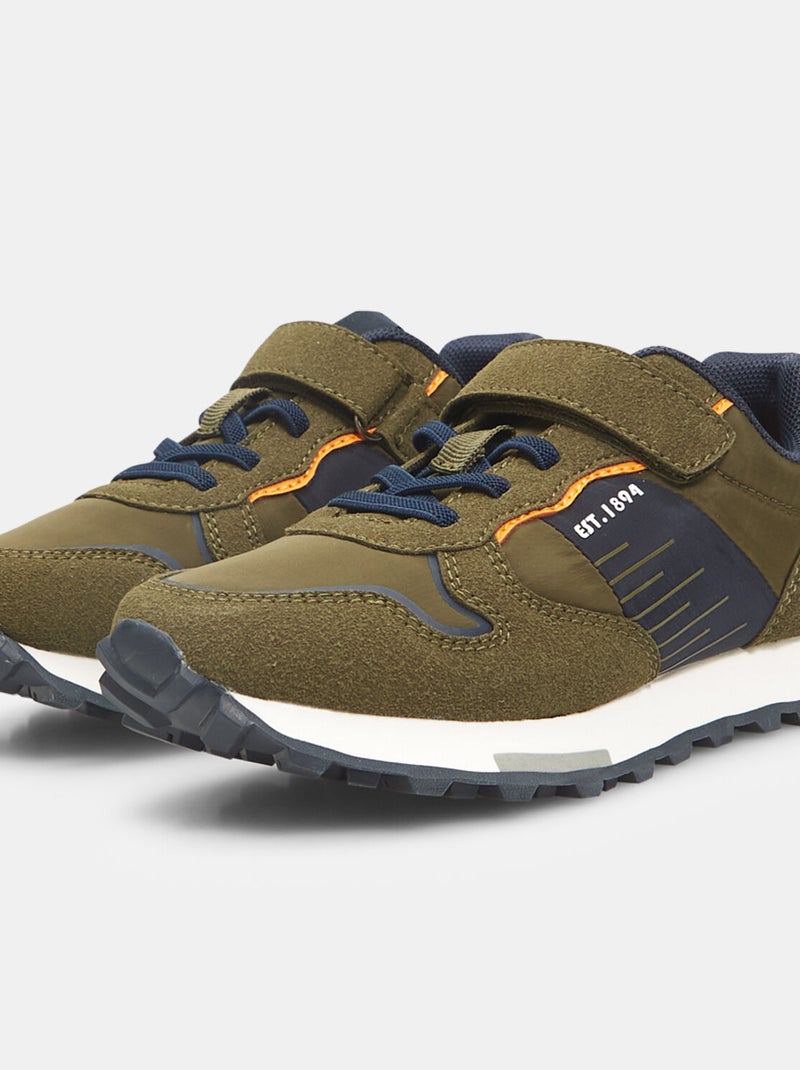 Sneakers avec bande velcro BATA Kaki - Kiabi