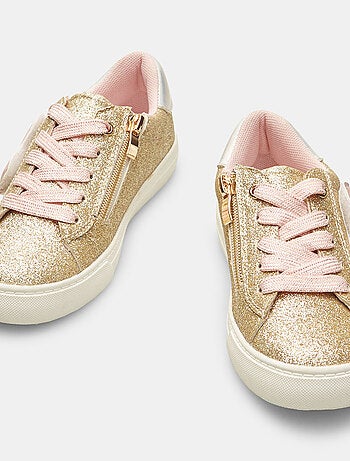 Sneakers avec cœur BATA