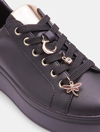 Sneakers avec lacets ornementés bata