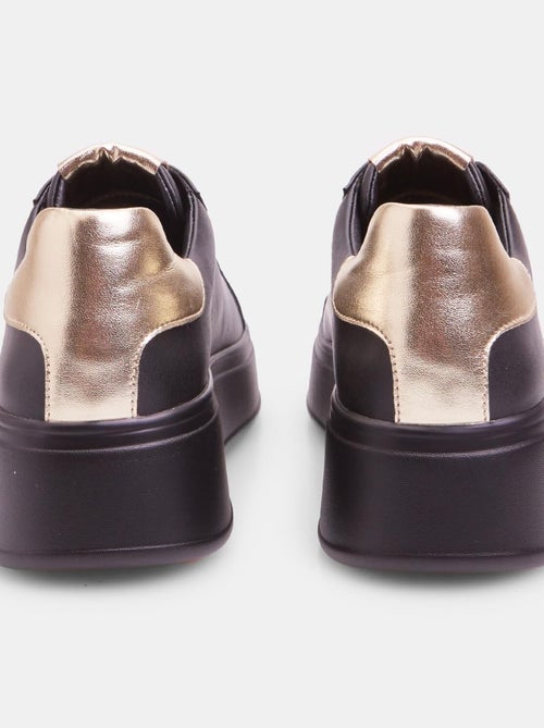 Sneakers avec lacets ornementés BATA - Kiabi