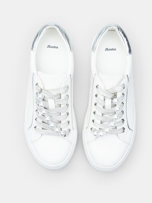 Sneakers avec semelle plateforme BATA - Kiabi Sneakers avec semelle plateforme BATA - Kiabi