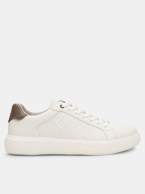 Sneakers Bata Red Label avec logos - Kiabi