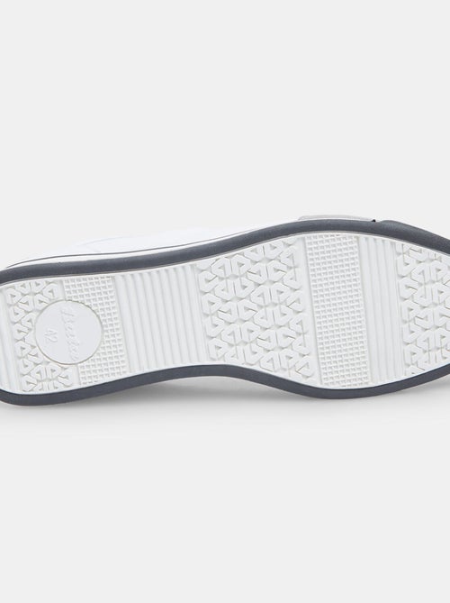 Sneakers Bata Red Label - Kiabi Sneakers Bata Red Label - Kiabi