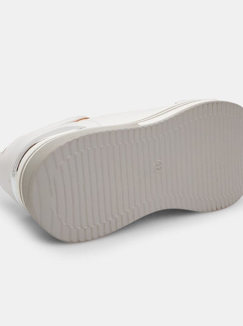 sneakers confortables BATA - Kiabi