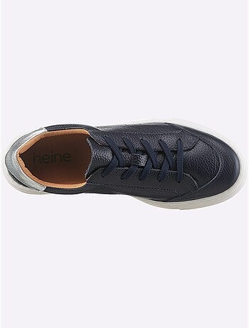 Sneakers De Fabrication Portugaise - Taille Standard - Helline