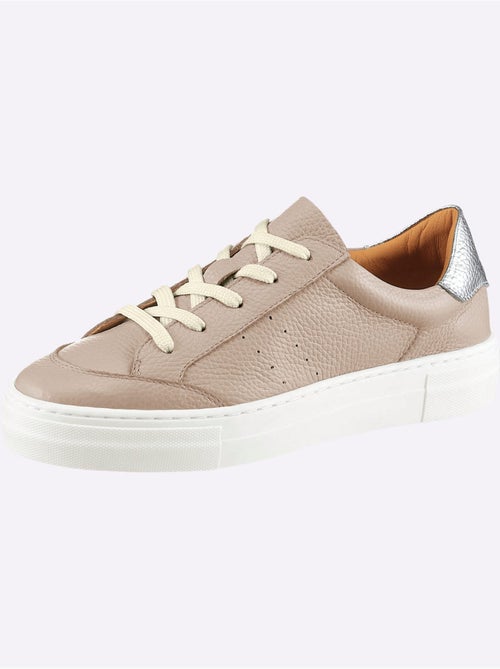 Sneakers De Fabrication Portugaise - Taille Standard - Helline - Kiabi Sneakers De Fabrication Portugaise - Taille Standard - Helline - Kiabi