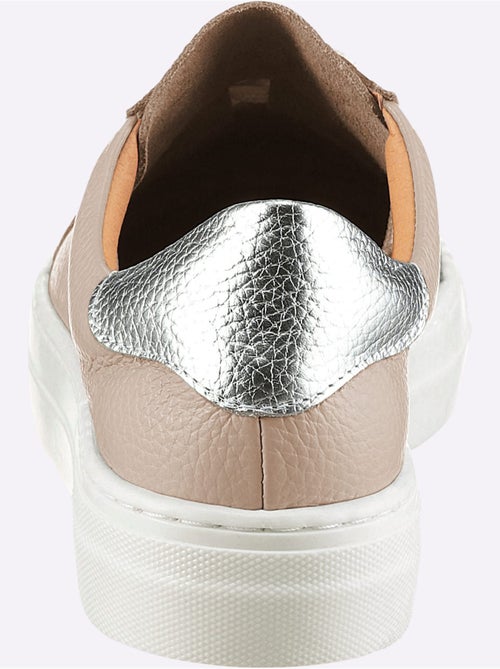 Sneakers De Fabrication Portugaise - Taille Standard - Helline - Kiabi Sneakers De Fabrication Portugaise - Taille Standard - Helline - Kiabi