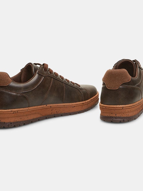 Sneakers effet cuir BATA - Kiabi