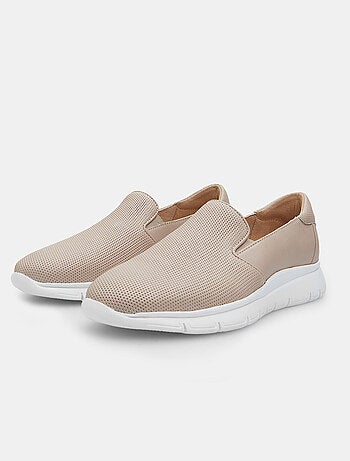 Sneakers en cuir BATA