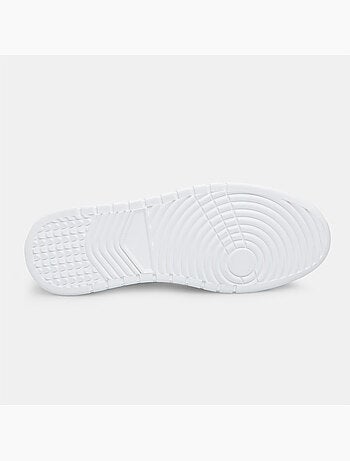 Sneakers en cuir BATA