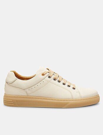Sneakers en cuir bata