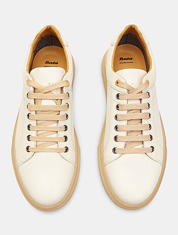 Sneakers en cuir bata