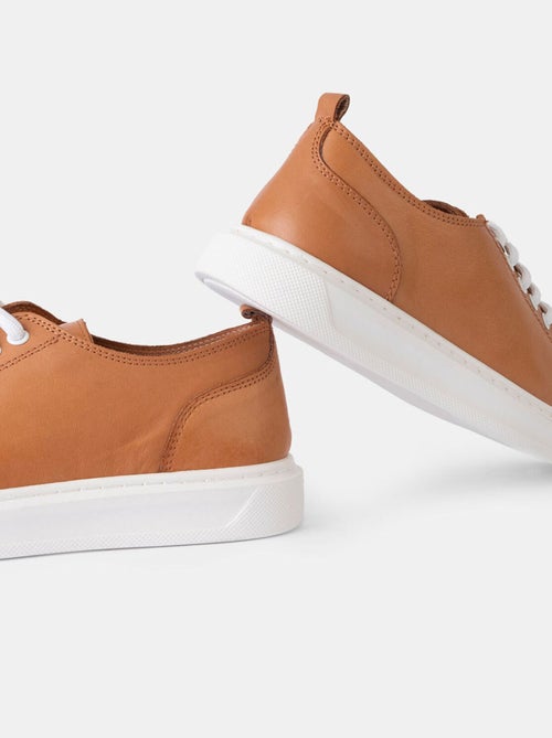 Sneakers en cuir BATA - Kiabi