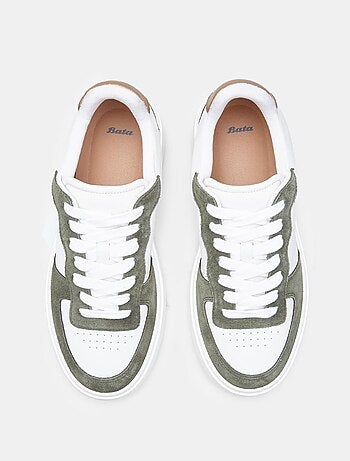 Sneakers en cuir confortables BATA
