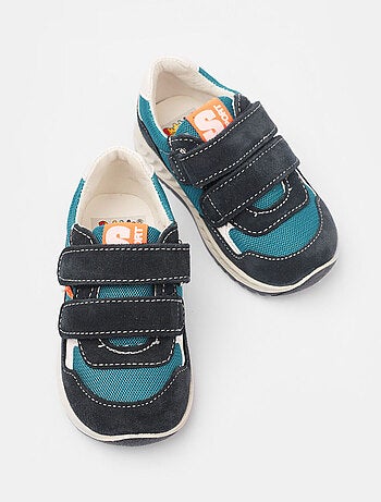 Sneakers en daim BATA