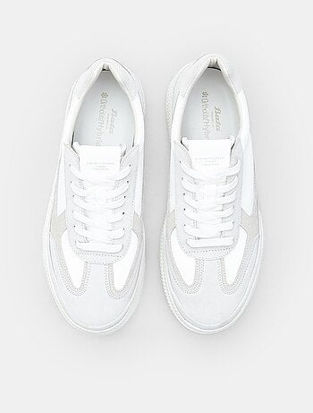 Sneakers en daim confortables BATA