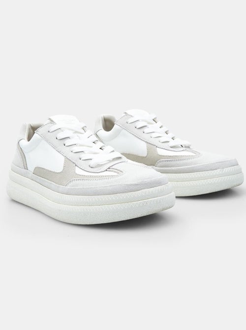 Sneakers en daim confortables  BATA - Kiabi