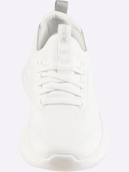 Sneakers Matière Textile Agréable à Porter - Taille Standard - Helline - Kiabi