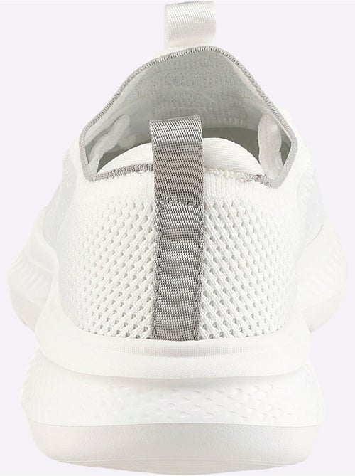 Sneakers Matière Textile Agréable à Porter - Taille Standard - Helline - Kiabi
