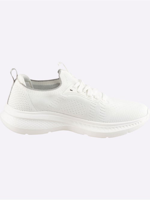 Sneakers Matière Textile Agréable à Porter - Taille Standard - Helline - Kiabi