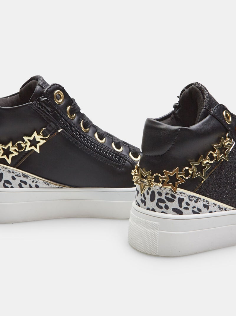 Sneakers montantes avec chaîne en étoile BATA Noir - Kiabi