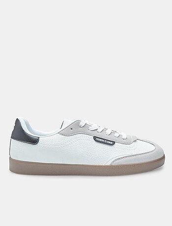 Sneakers NORTH STAR STRIKER BATA
