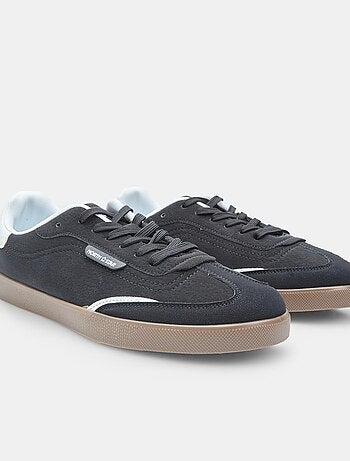 Sneakers north star striker bata