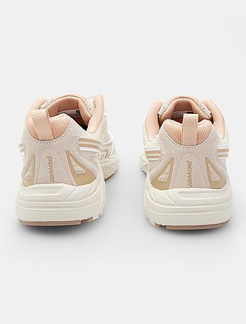 Sneakers power zeta relic bata