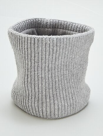 Snood uni en maille tricot