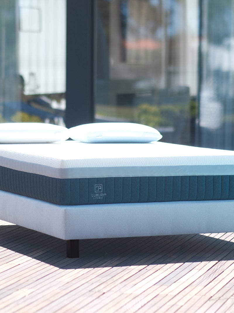 Sommier tapissier bois massif gris avec pieds Gris - Kiabi