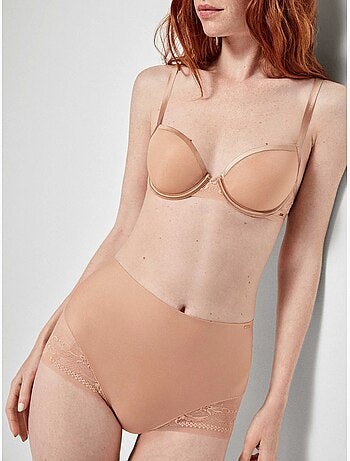 Soutien-gorge avec armature et bonnets en mousse ultralégère