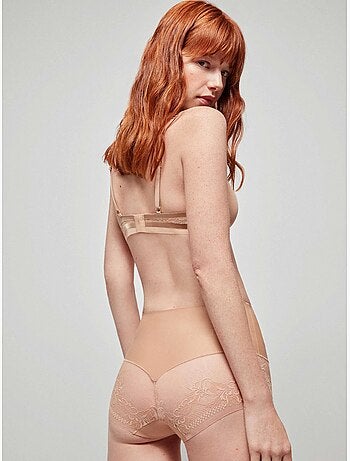 Soutien-gorge avec armature et bonnets en mousse ultralégère