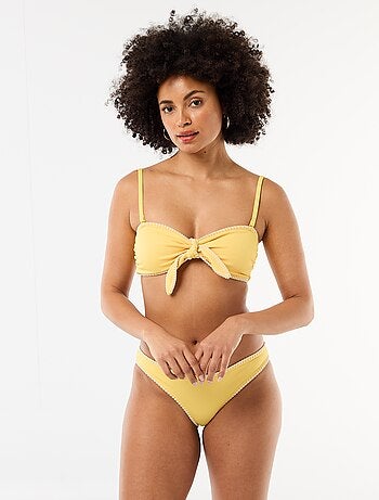 Soutien-gorge bandeau avec surpiqûres contrastées