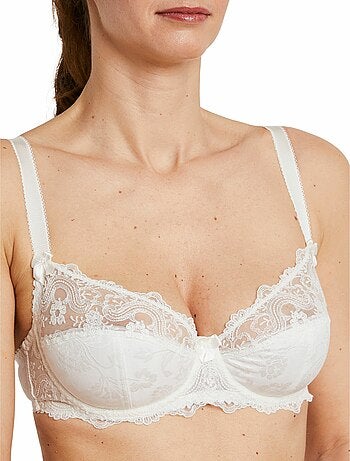 Soutien-gorge brodé avec armatures