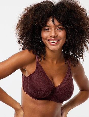 Soutien-gorge corbeille emboîtant en dentelle