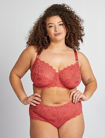 Soutien-gorge corbeille emboîtant en dentelle