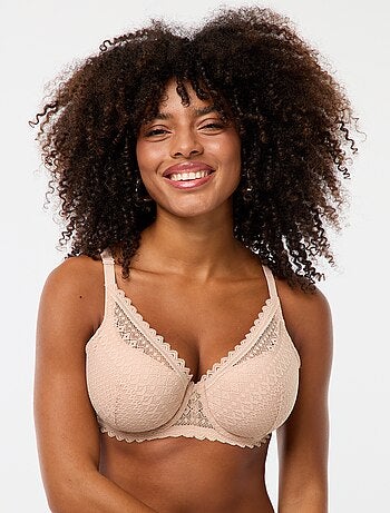 Soutien-gorge corbeille emboîtant en dentelle