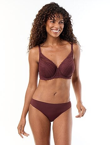 Soutien-gorge corbeille emboîtant en dentelle