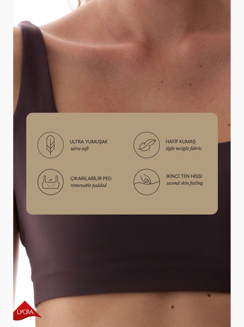 Soutien-gorge de sport à maintien léger, coussinets amovibles et dos croisé penti - Kiabi Soutien-gorge de sport à maintien léger, coussinets amovibles et dos croisé penti - Kiabi