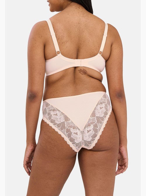 Soutien-gorge emboîtant capucine sans complexe lingerie - Kiabi Soutien-gorge emboîtant capucine sans complexe lingerie - Kiabi