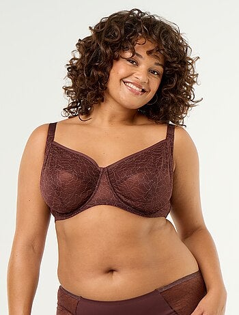 Soutien-gorge emboitant en dentelle