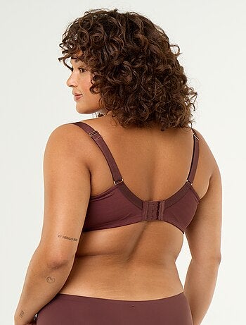 Soutien-gorge emboitant en dentelle