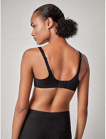 Soutien-gorge grande capacité avec armature et sans mousse.