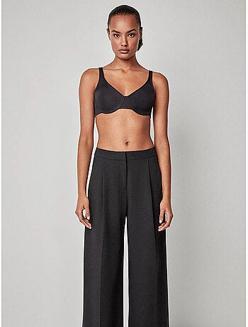 Soutien-gorge grande capacité avec armature et sans mousse.