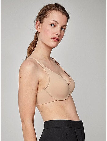Soutien-gorge grande capacité avec armature et sans mousse.