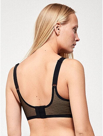 Soutien-gorge sans armature à capacité avec mousse amovible